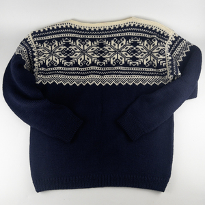 lot 272 image: VINTAGE Mens Norwegian Style Handknit Sweater - 100% Wool