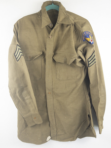 lot 274 image: VINTAGE USAAF Collar Wool Shirt -&nbspwith 1947 Sergeant Stripes (with Laundry Number)