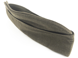 lot 285 image: Vintage USAAF Wool Garrison Cap Circa 1947