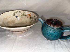 Arte Italica Salad Bowl and Pottery Lidded Teapot