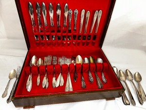 Vintage Community Plate Silverware in Box