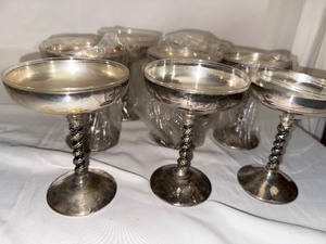 Vintage Set of 10 Shallow Champagne Silverplate Silverstone Coupe Champagne Goblets with Inserts Made in Spain