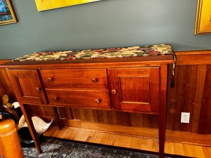 Shaker Style Sideboard in Cherry Wood Measuring 50 x 17 x 39
