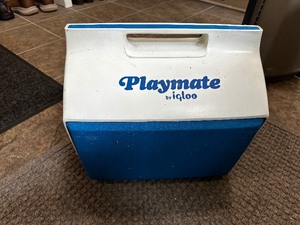 Vintage 1980s Playmate by Igloo Cooler in Blue and White