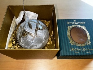 Vintage Waterford Holiday Heirlooms Ashling Ball Ornament