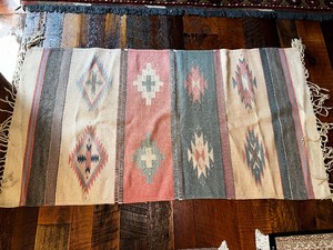 Vintage Southwestern Wool Juet Aztec Throw Rug Measuring 32 x 60