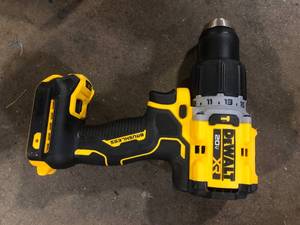DEWALT 20V Compact Cordless 12 in. Hammer Drill (Tool Only)   Customer Returns See Pictures