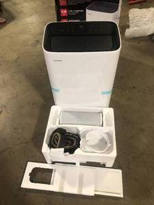 Toshiba 6,000 BTU (10,000 BTU ASHRAE) 115-Volt Smart Wi-Fi Portable Air Conditioner for upto 250 sq. ft. Customer Returns See Pictures