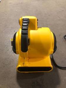 DEWALT Portable Air MoverFloor Dryer Blower Fan  Customer Returns See Pictures