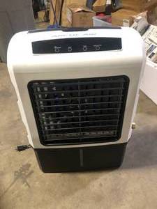 ARCTIC AIR 1300 CFM 3-Speed Settings Portable Evaporative Air Cooler with up to 500 sq. ft. Cooling Customer Returns See Pictures