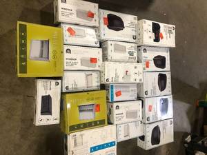 Lot of Assorted Mailboxes Various Models and Conditions  Customer Returns See Pictures