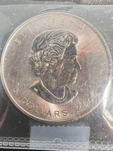 2015 CANADIAN MAPLE LEAF 1 TROY OZ .9999 FINE SILVER