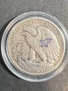 1937 US WALKING LIBERTY HALF DOLLAR IN AIRTITE