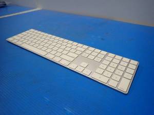 lot 70 image: Apple A1843 Wireless Keyboard 