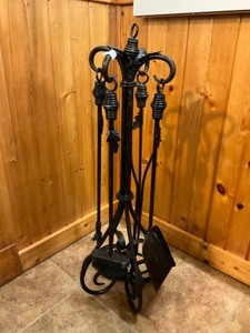 lot 44 image: 4 Piece Fireplace Tool Set and Stand 35 tall
