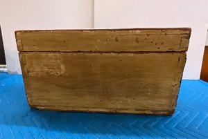 lot 65 image: Antique Swedish Sugar Cutter