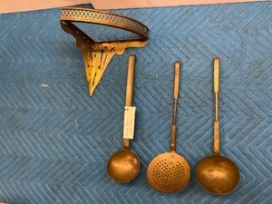 lot 66 image: Antique brass Utensils & Holder
