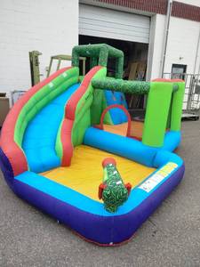 ZTrend Wonderbounz 7-in-1 Inflatable Adventure Slide Bounce House