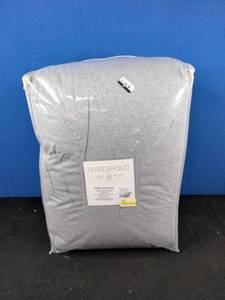 New Threshold King Comforter and Sham Set in Jersey Grey Heather
