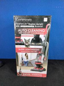 Kenmore FeatherLite Upright with Hair Eliminator DU1096, New