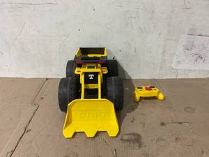 lot 221 image: Tonka RC Mighty Monster Dump & Plow Truck