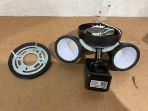 lot 115 image: Victure FC920 1080P Outdoor Security Camera
