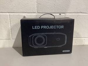 lot 441 image: HONPOW Portable Mini Projectors F4