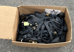 lot 40 image: BOX OF E-TRACK STRAPS