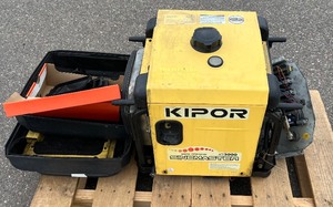 lot 12 image: KIPOR DIGITAL GENERATOR IG3000