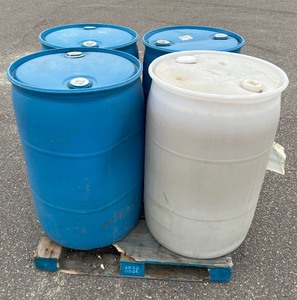 lot 21 image: (4) BARRELS OF USED DIESEL FUEL
