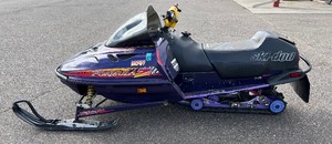 lot 6 image: 1997 SKIDOO FORMULA Z 583 SNOWMOBILE
