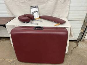 lot 38 image: Massage Table