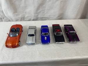 lot 46 image: Miniature Classic Cars