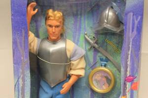 lot 33 image: Disney Pocahontas Sun Colors John Smith Doll