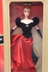 lot 39 image: Avon Exclusive Special Edition Winter Splendor Barbie
