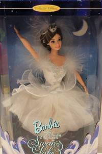 lot 69 image: Barbie as the Swan Queen in Swan Lake Collector Edition Doll