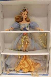 lot 486 image: Harpist Angel Barbie - Angels of Music Collection