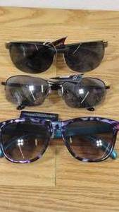 lot 29 image: 3 Pairs of Mens Fashion Sun Glasses
