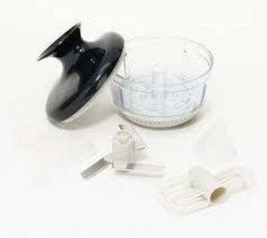 lot 52 image: Cooks Essentials 1.25-Cup Twist and Roll Chopper