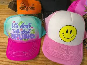 lot 99 image: Lot of 8 Kids Adult Ball Caps