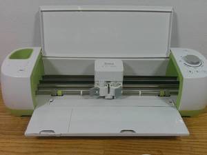lot 84 image: Lightly Used Cricut Explore Craft Material Cutter