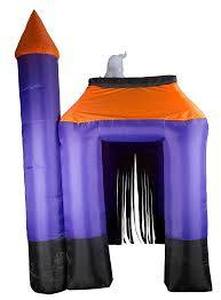 lot 159 image: Members Mark Pre-Lit 12 Tall Inflatable Haunted House Airblown Archway Tunnel