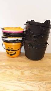lot 146 image: Lot of 29 Trick or Treat Candy Buckets-14 Cauldrons-15 PumpkinCast Ghost