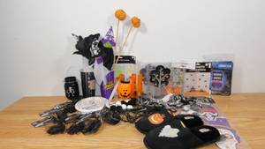 lot 162 image: Large Mixed Lot of Halloween Party Supplies and Slippers to Boot-(32 Items)