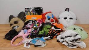 lot 163 image: Mixed Lot Halloween Masks & Accessories-Approx. 26