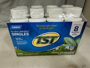 New 8 Pack of TST RV  Camper Toilet Treatment