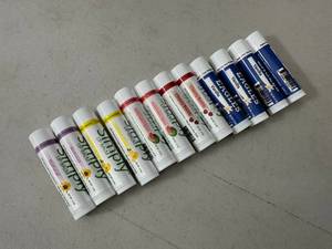 12 New Natural Beeswax Lip Moisturizer