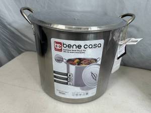New 16 Quart Stainless Steel Stock Pot with Lid