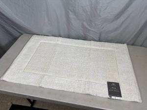 New Moda Prima Bathmat