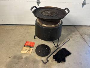 Demo Model Tiki Smokeless Firepit with Removable Cast Iron Cook Top